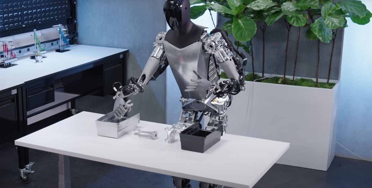 Los robots humanoide de Elon Musk ya realizan diferentes tareas