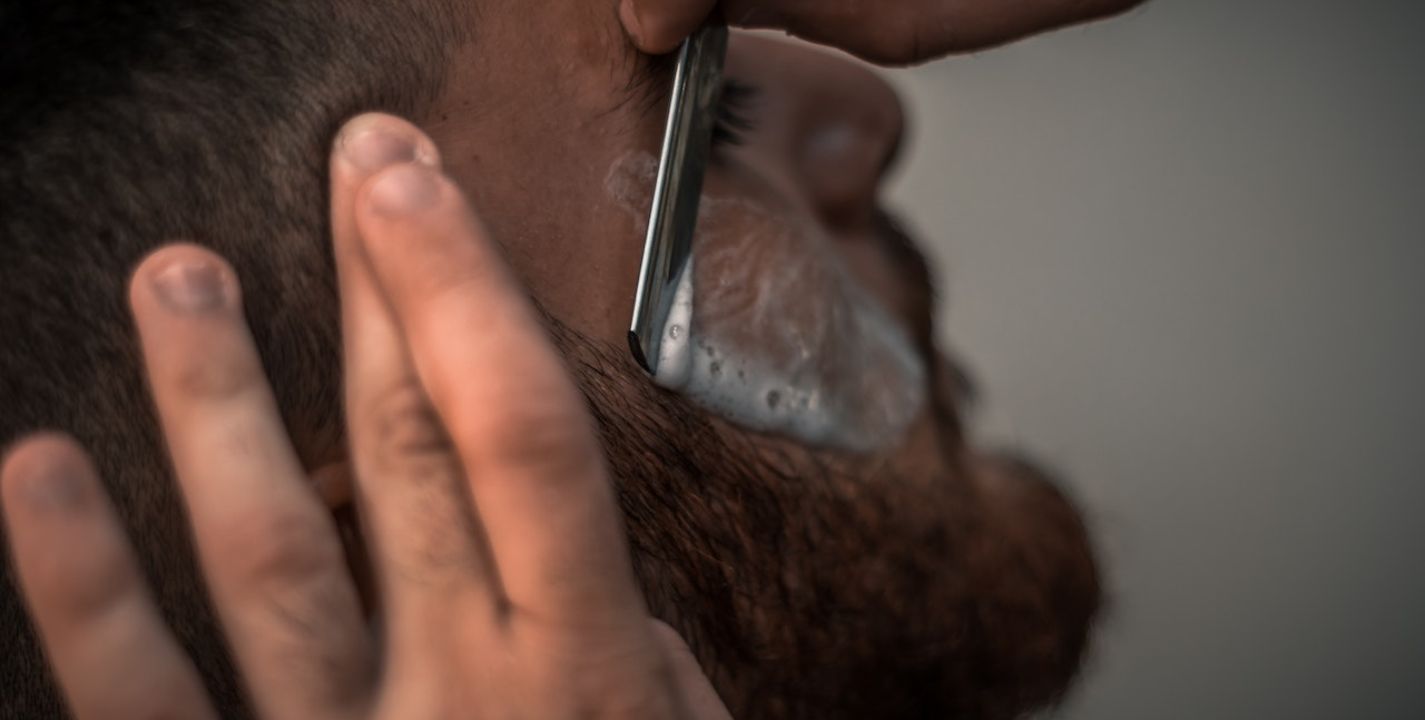 Pexels | Diles adiós a los huecos de tu barba con estos consejos para mejorar su apariencia.